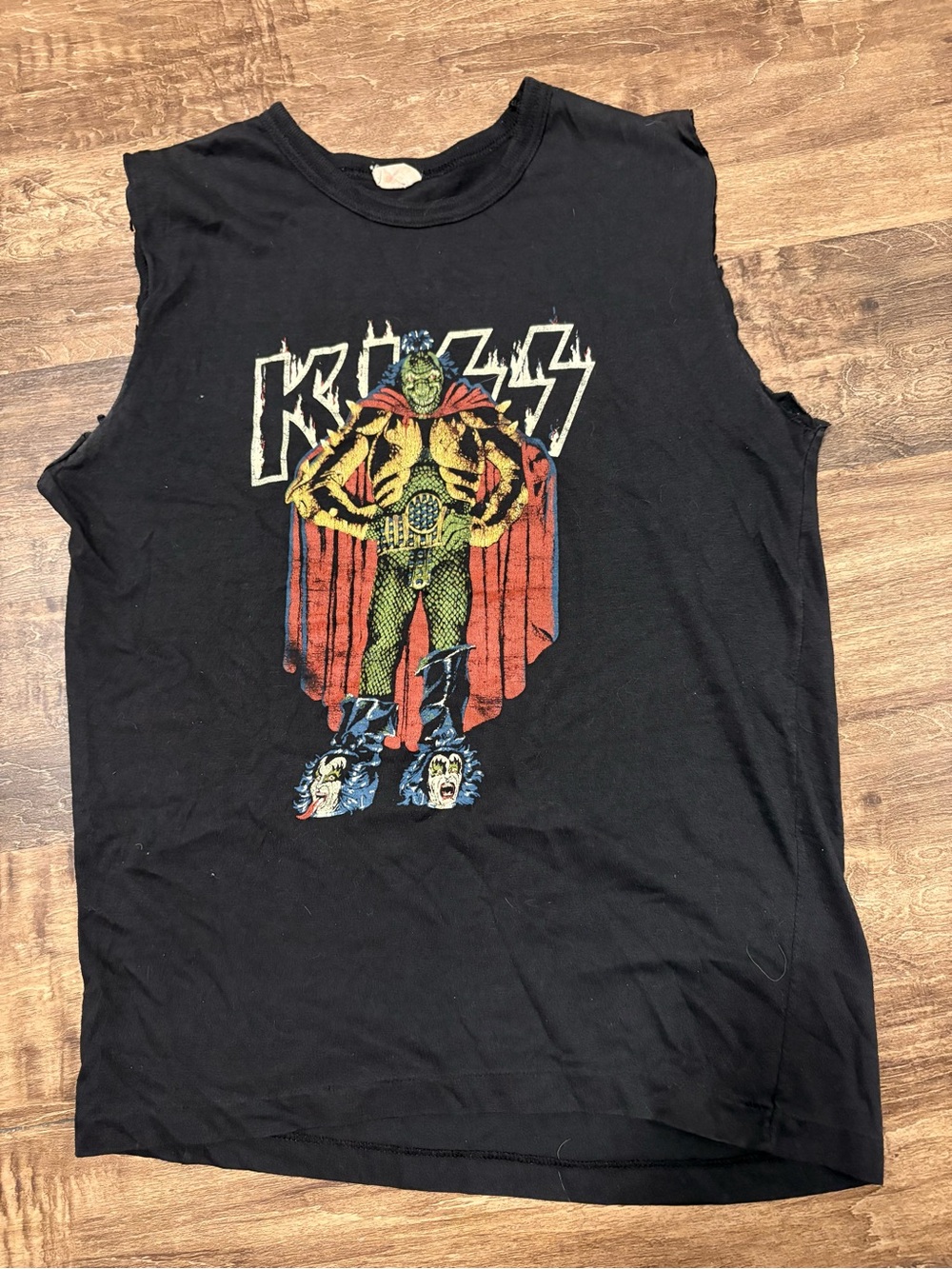 80s Kiss Cutoff Shirt